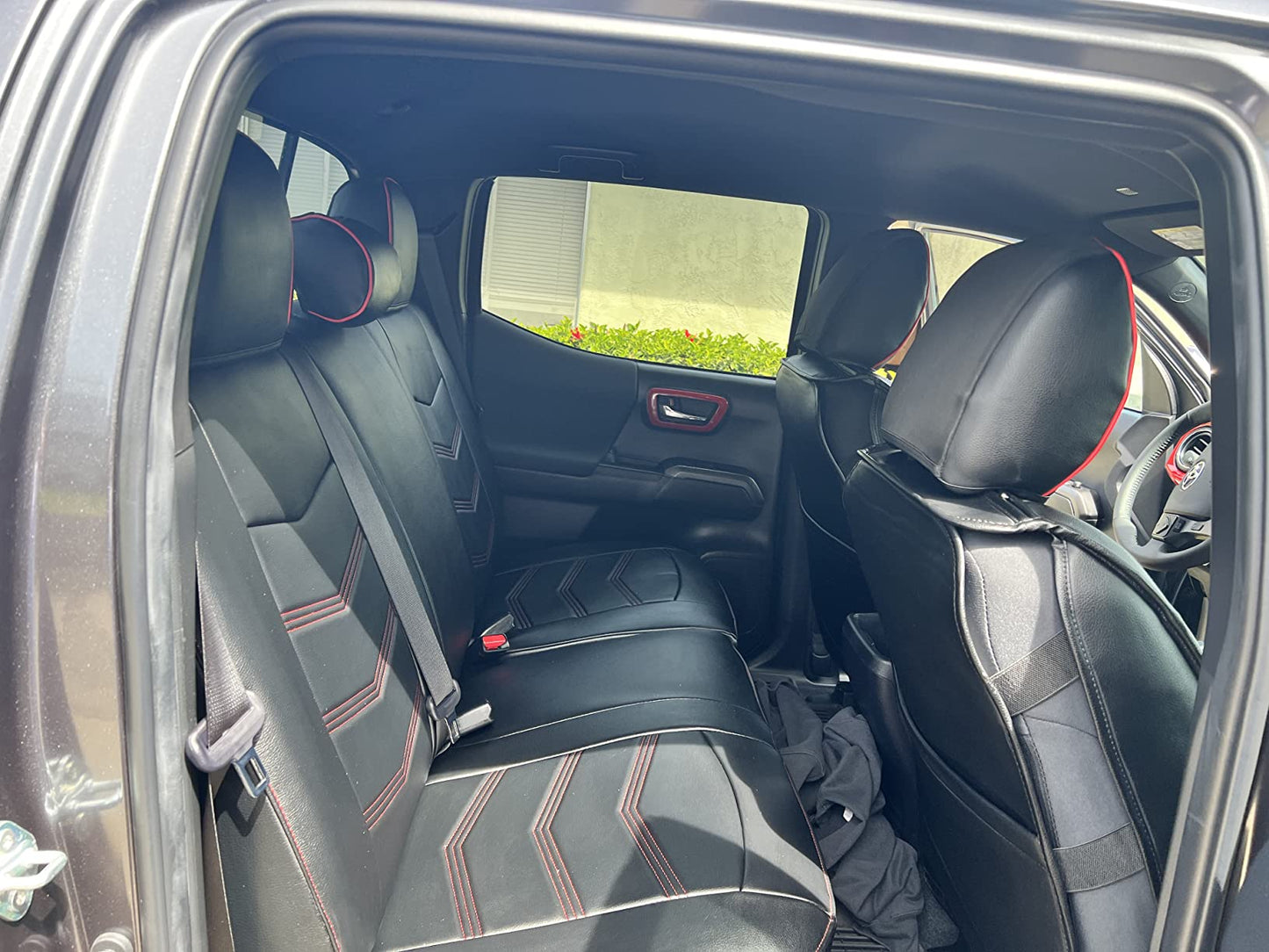 LUCKYMAN CLUB 2005-2023 Tacoma Seat Covers Full Set Waterproof leather for Tacoma Double/Crew Cab SR SR5 TRD Sport TRD Off-Road PreRunner Trims, with Waterproof Faux Leather All-enveloping, four seasons general, wear-resistant and scratch-resistant
