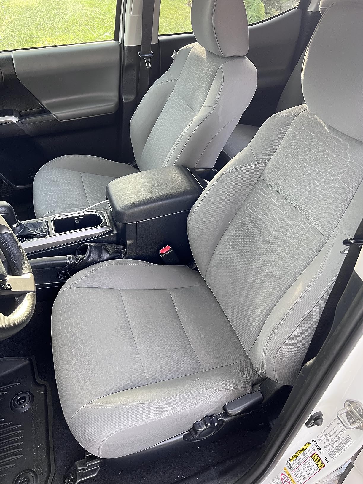 LUCKYMAN CLUB 2005-2023 Tacoma Seat Covers Full Set Waterproof leather for Tacoma Double/Crew Cab SR SR5 TRD Sport TRD Off-Road PreRunner Trims, with Waterproof Faux Leather All-enveloping, four seasons general, wear-resistant and scratch-resistant